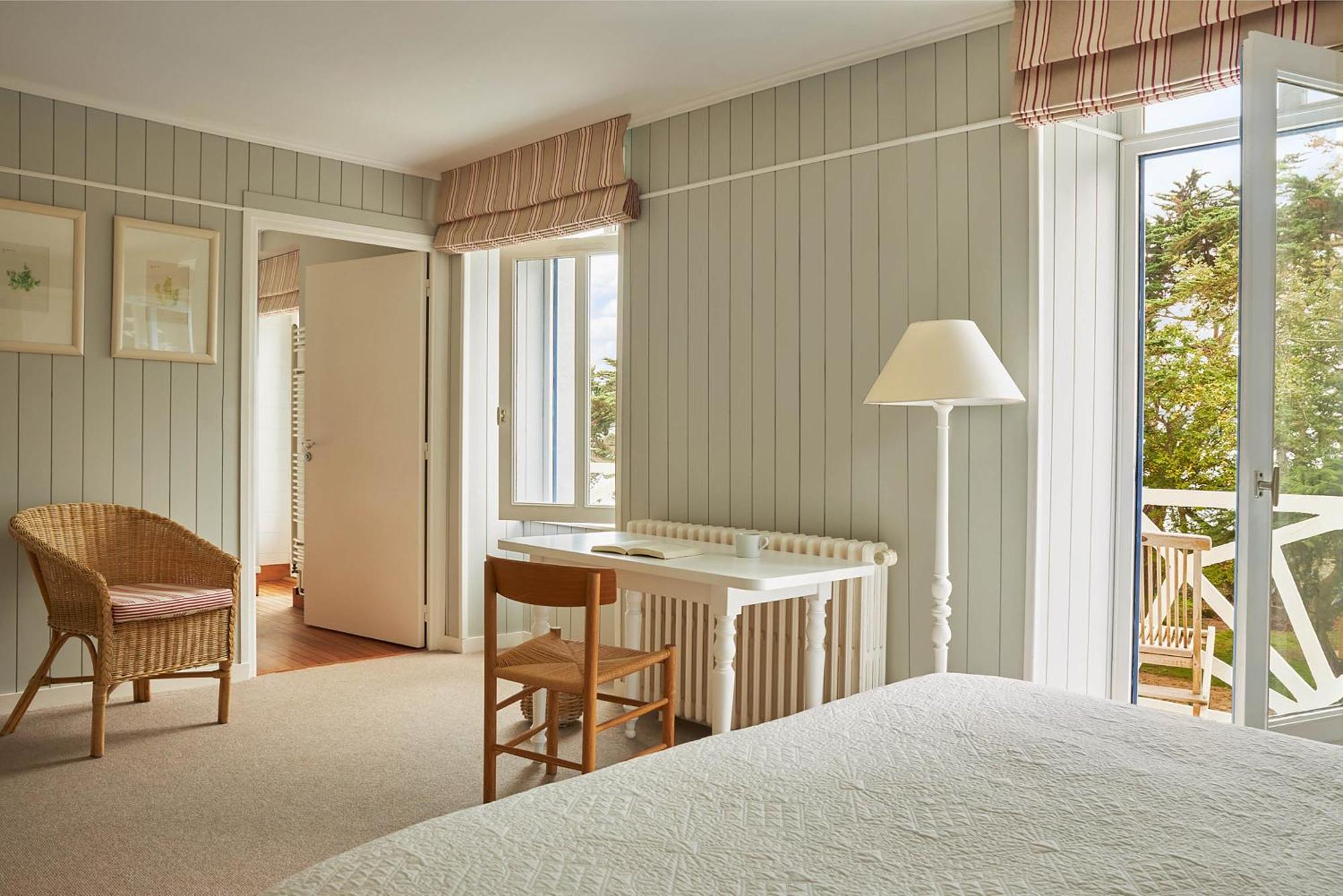 Le Grand Hotel Des Bains & Spa - Bretagne Locquirec Exteriör bild