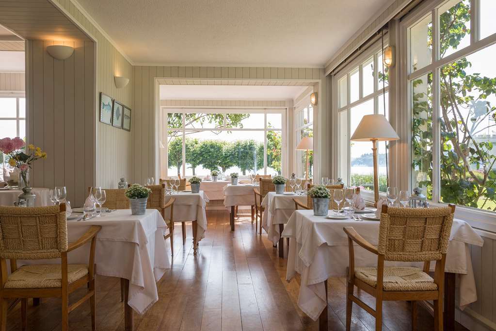 Le Grand Hotel Des Bains & Spa - Bretagne Locquirec Restaurang bild